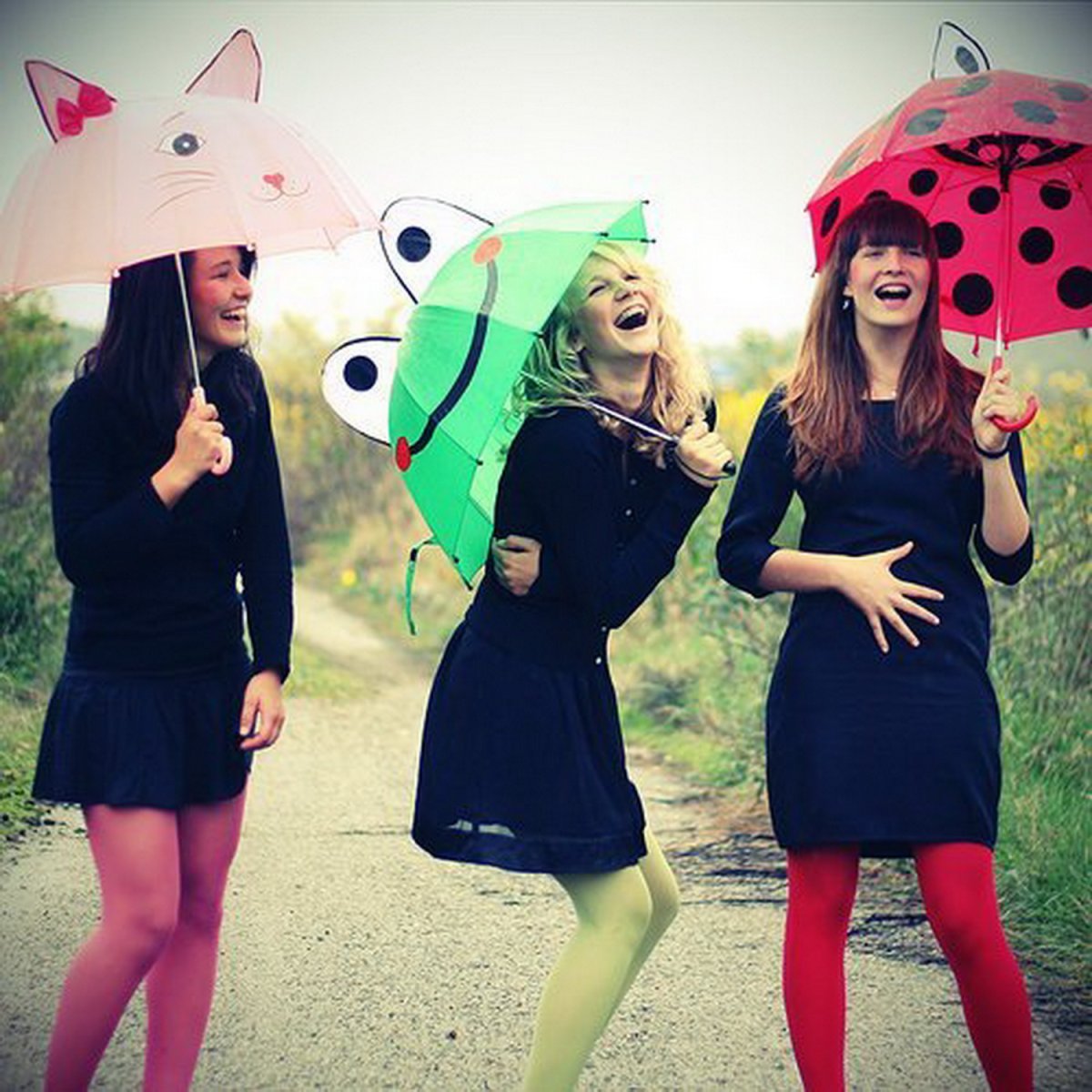 Приколы про подруг блондинок