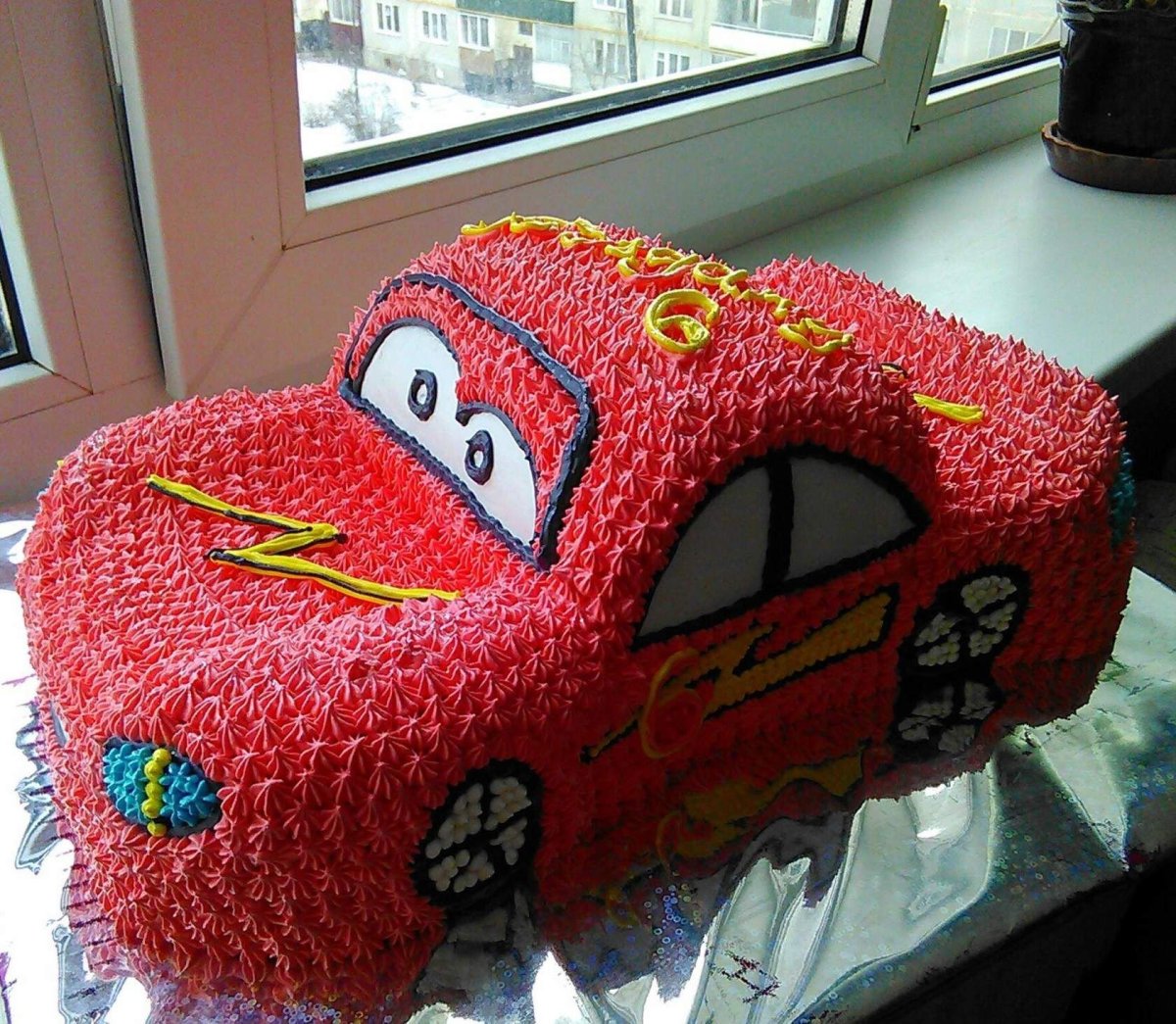 Торт для мальчика молния Маккуин