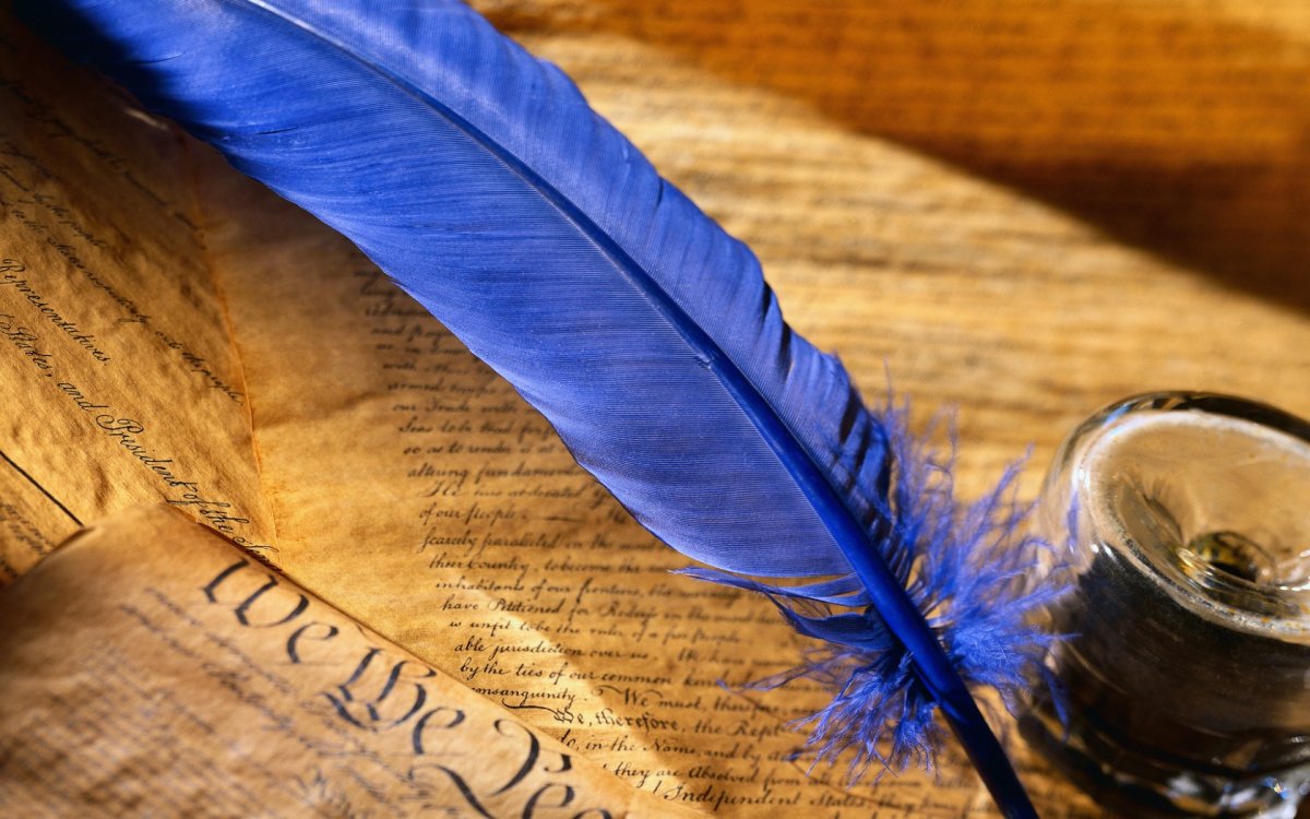 Писательское перо