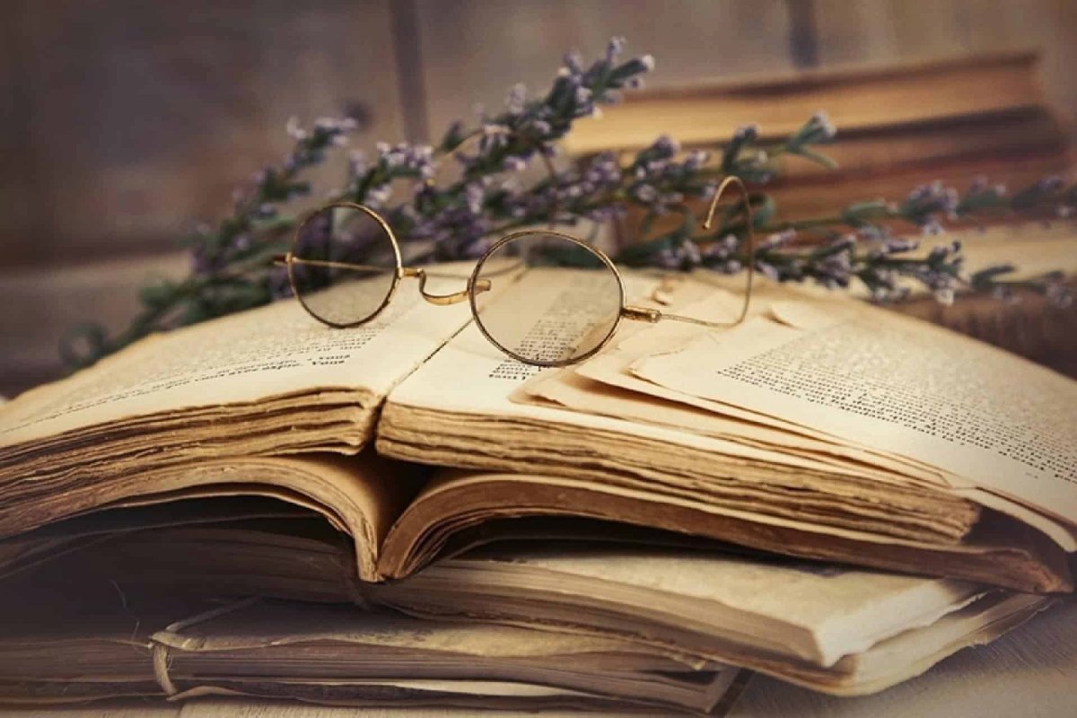 Старинные книги