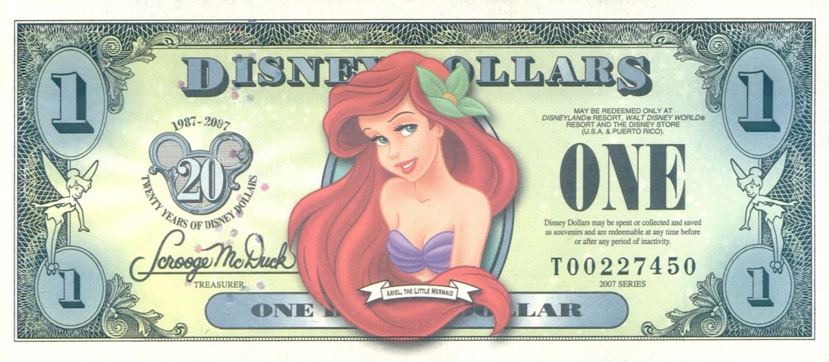 Игрушечные деньги с принцессами