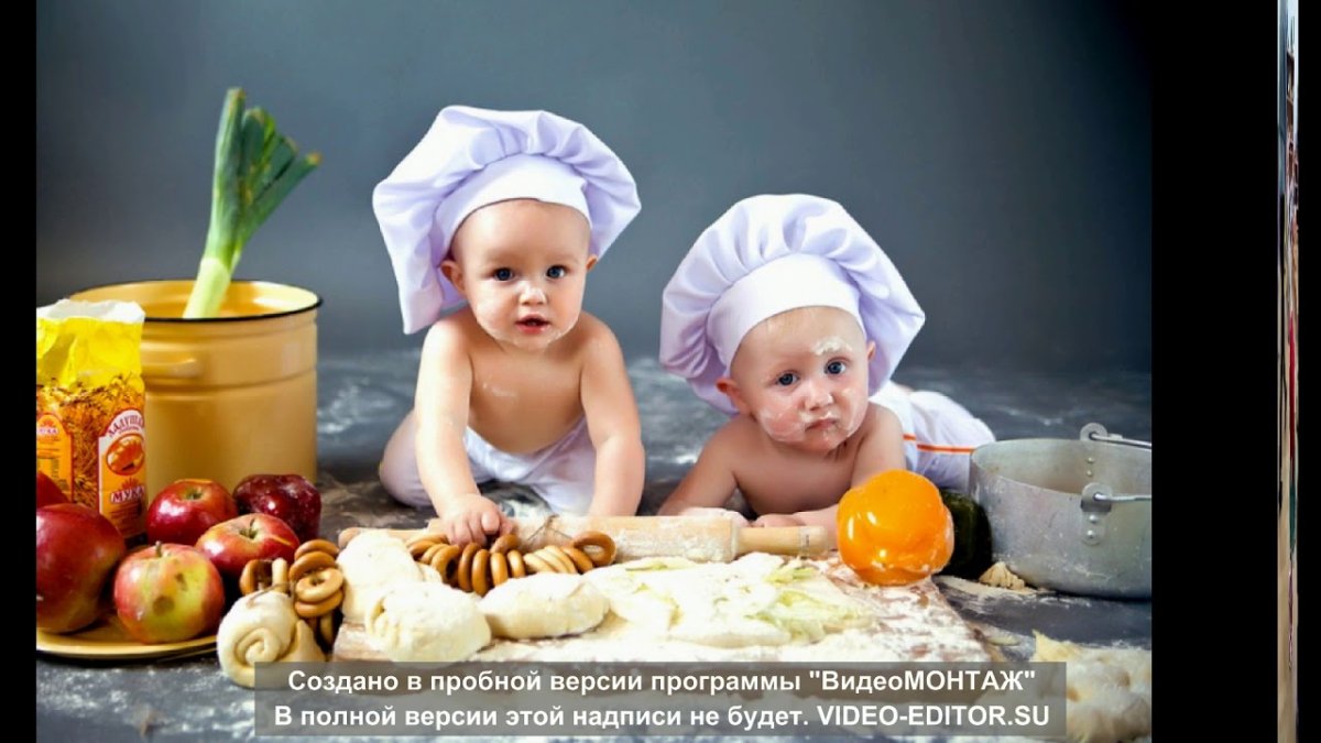 Маленькие дети помощники