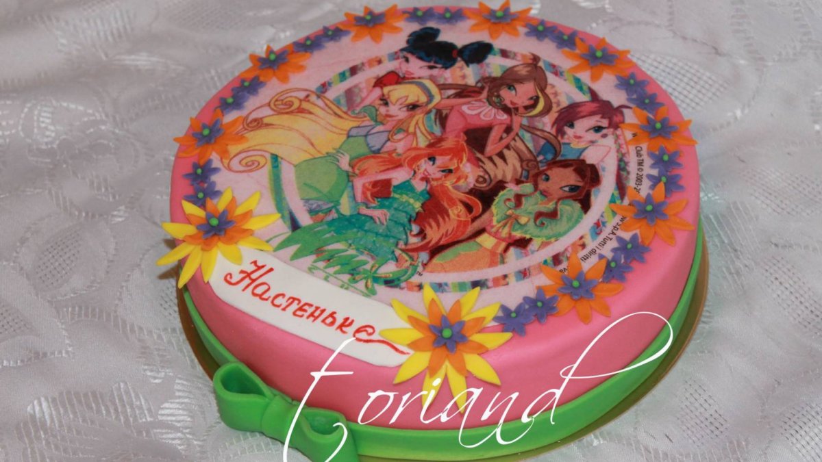 Торт с феей Блум