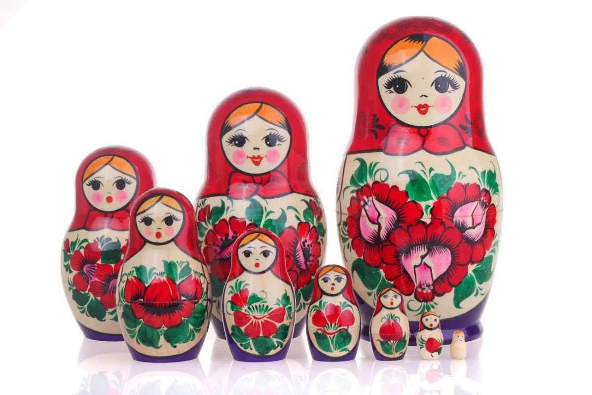 Аппликация Матрешка в старшей группе