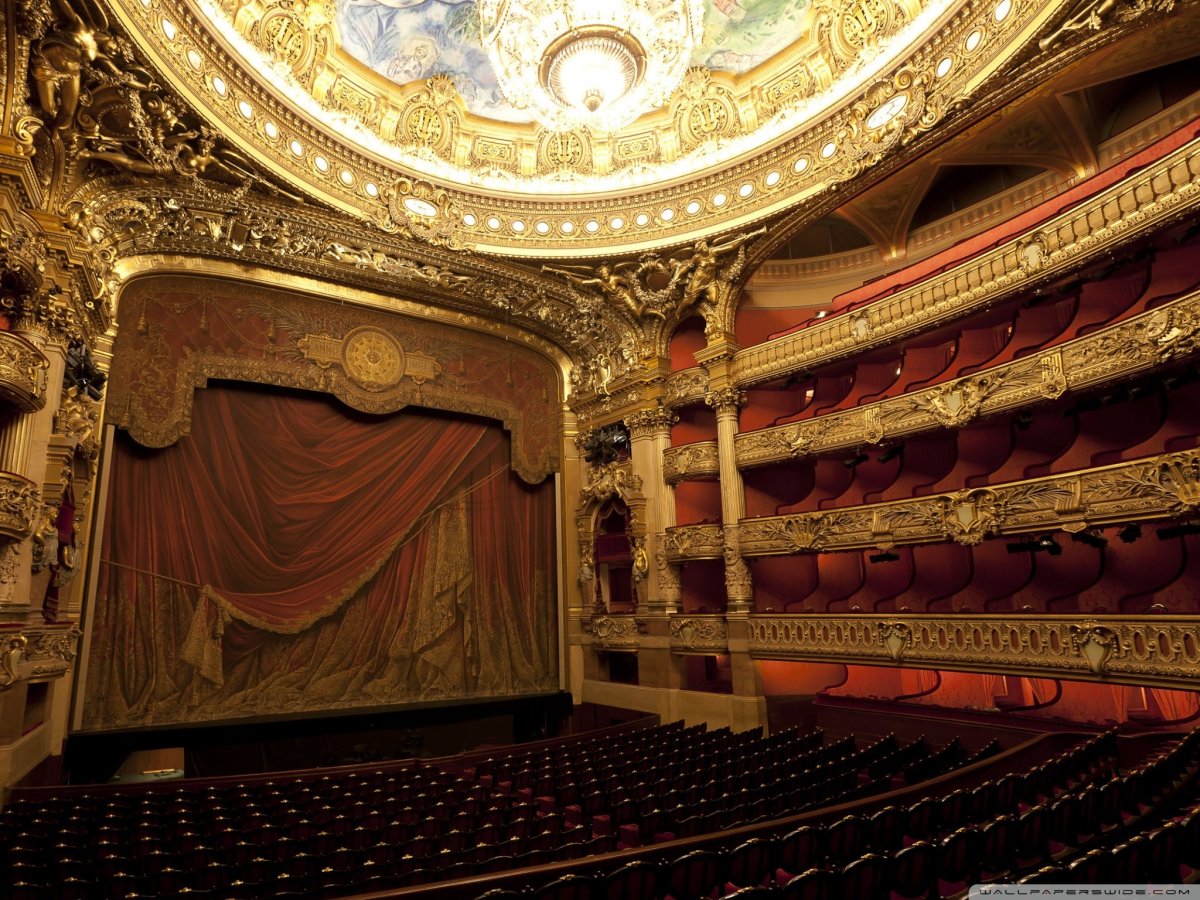 Сцена театра