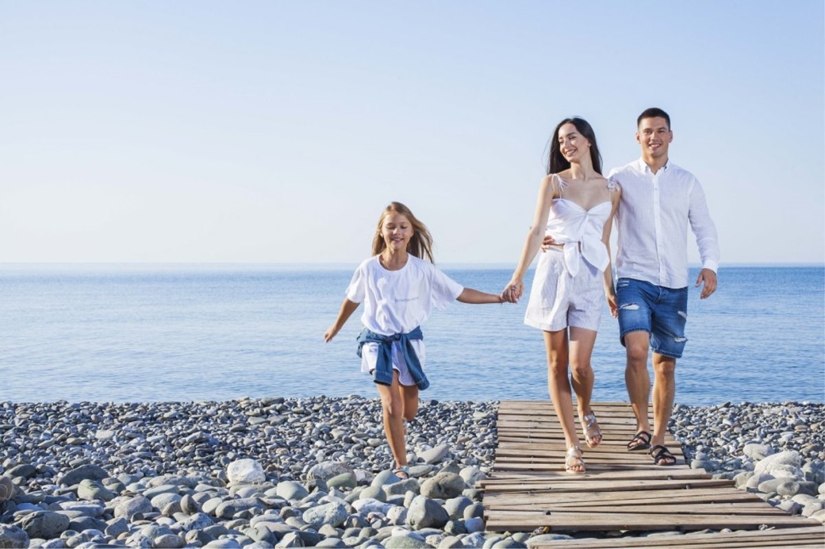 Счастливая семья