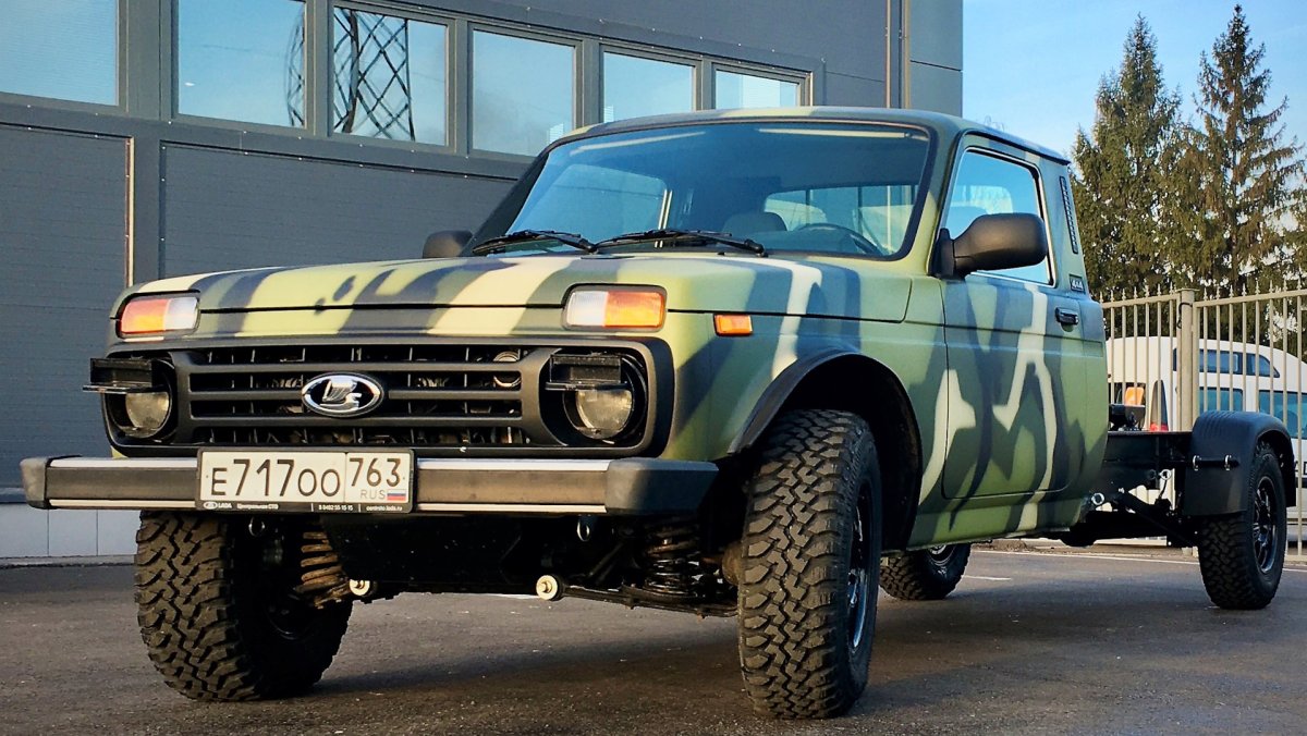 Lada 212140 Lada 4x4 2015