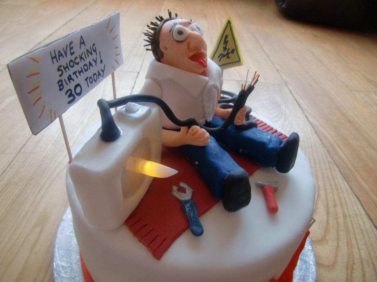 Торт для электромонтера