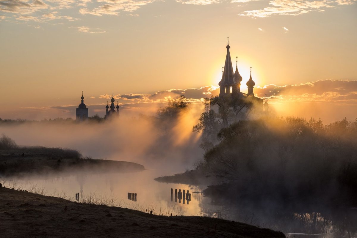 Русь лес поле Церковь