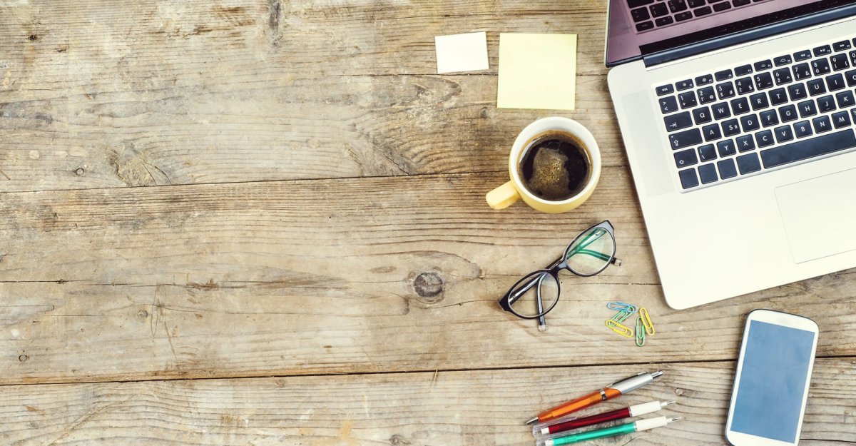 Школьная доска и Учительский стол