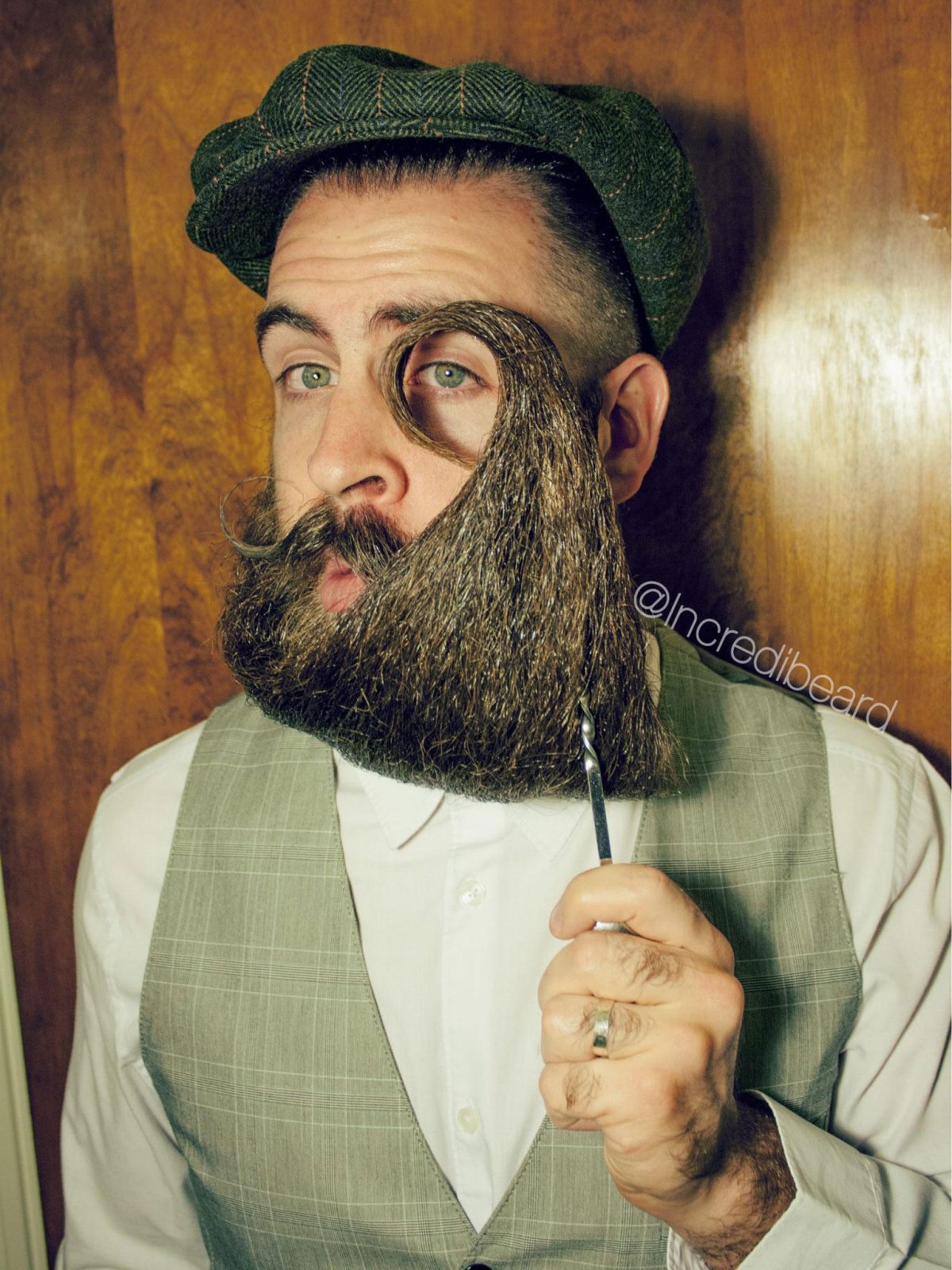 Необычная борода