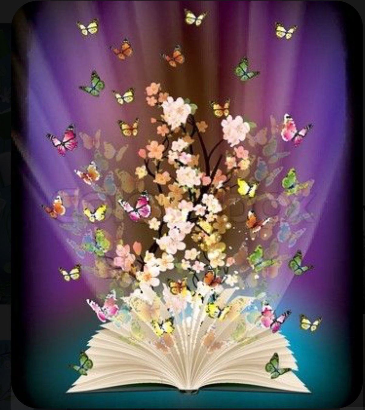 Книга с вылетающими бабочками