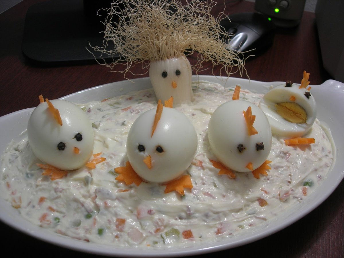 Украшения из вареных яиц