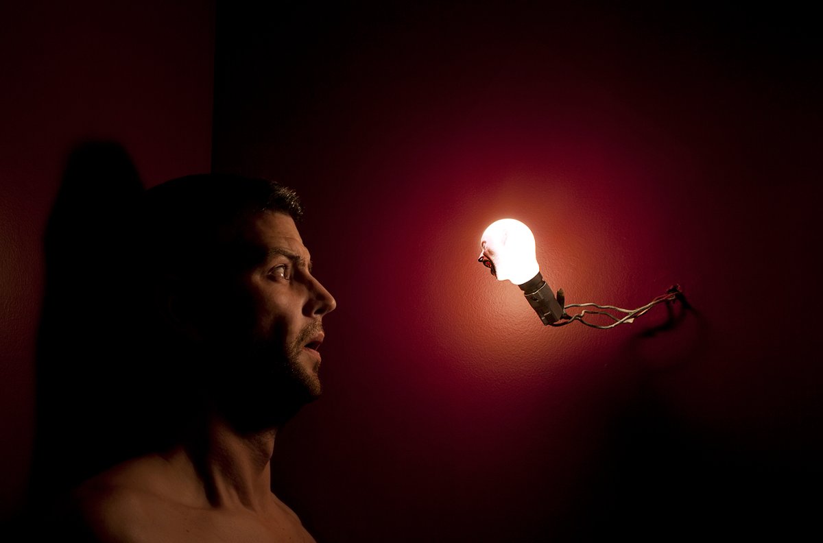 Лампочка над головой