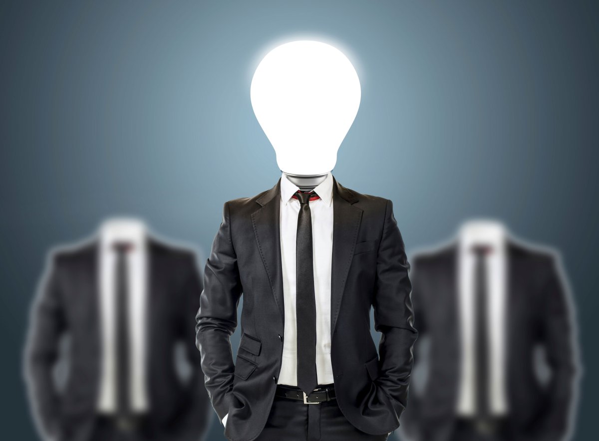 Лампочка в руке