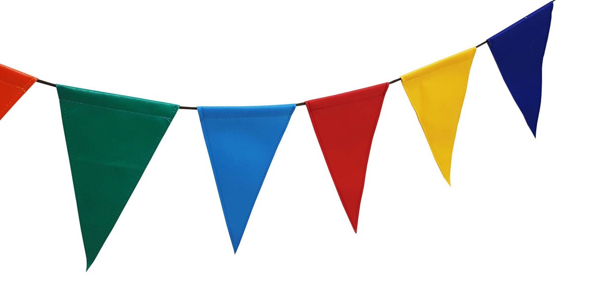 Разноцветные флажки