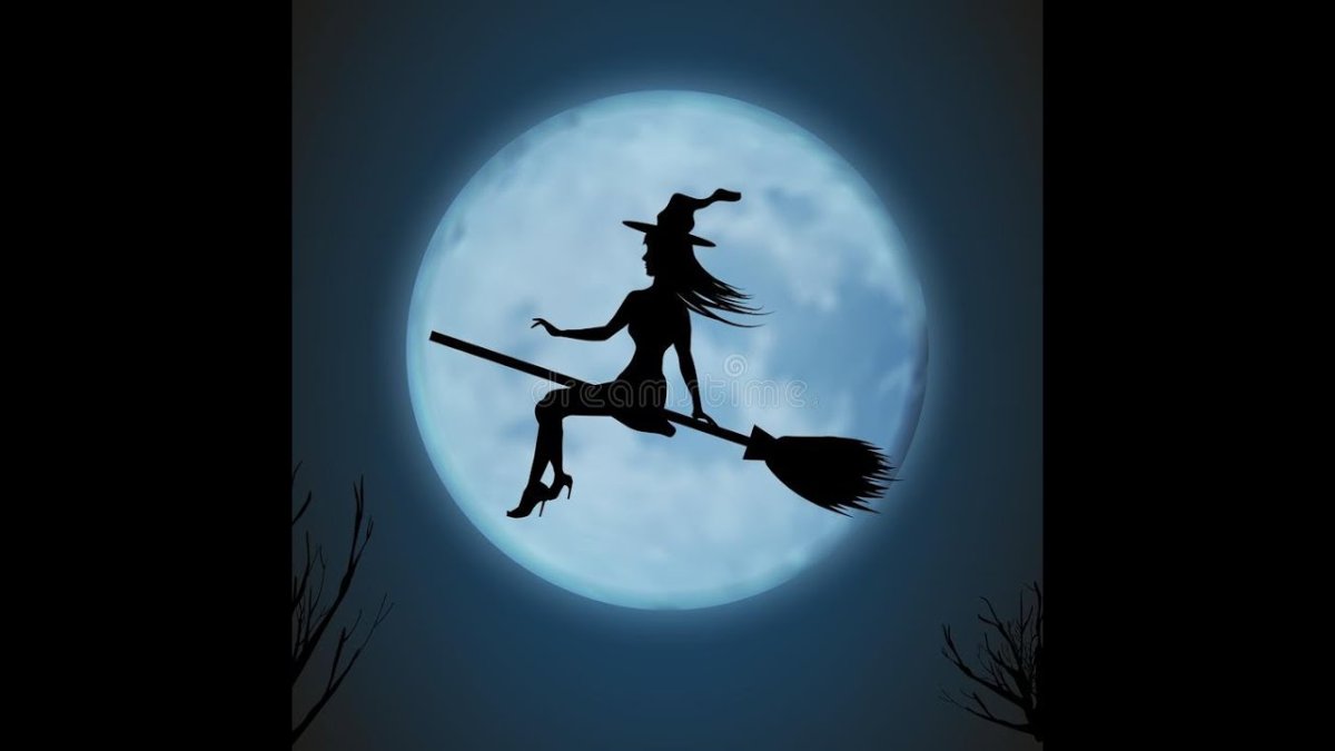 Женщина на метле