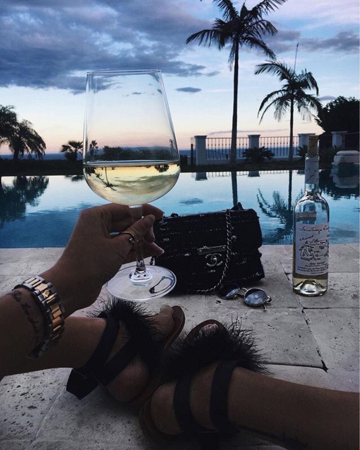 Атрибуты красивой жизни