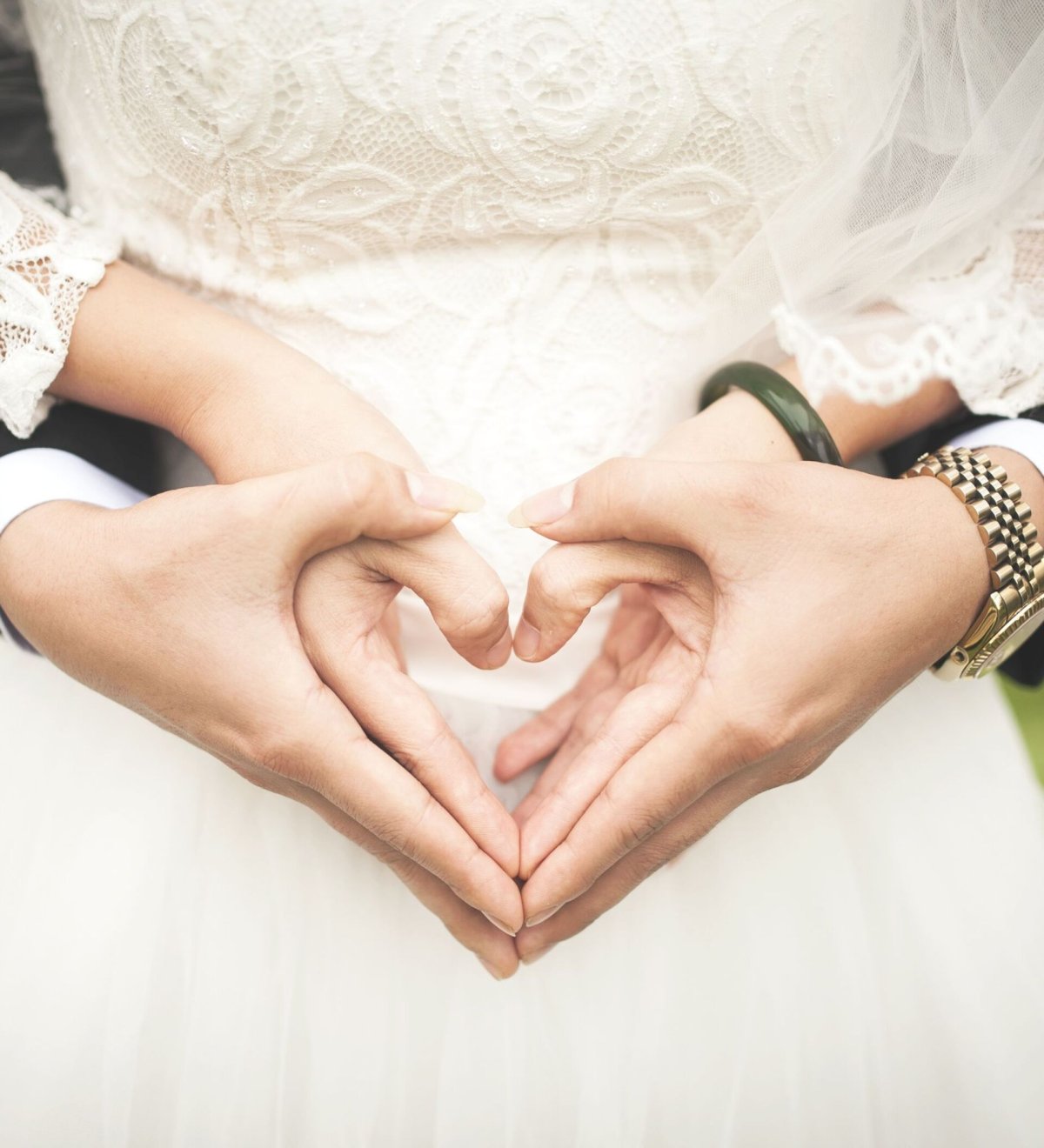 Молодожены руки