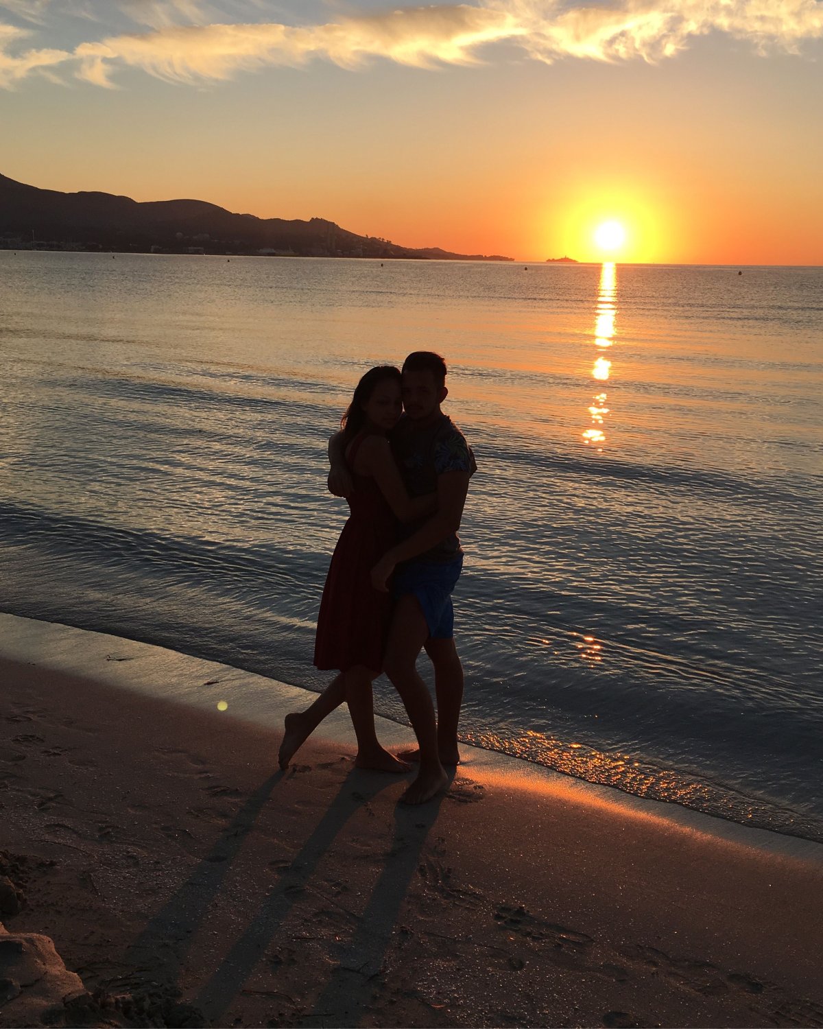 Парочка на море