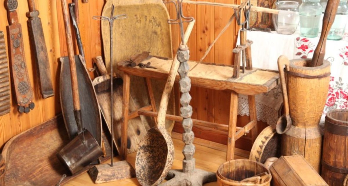 Старинные предметы быта с названием