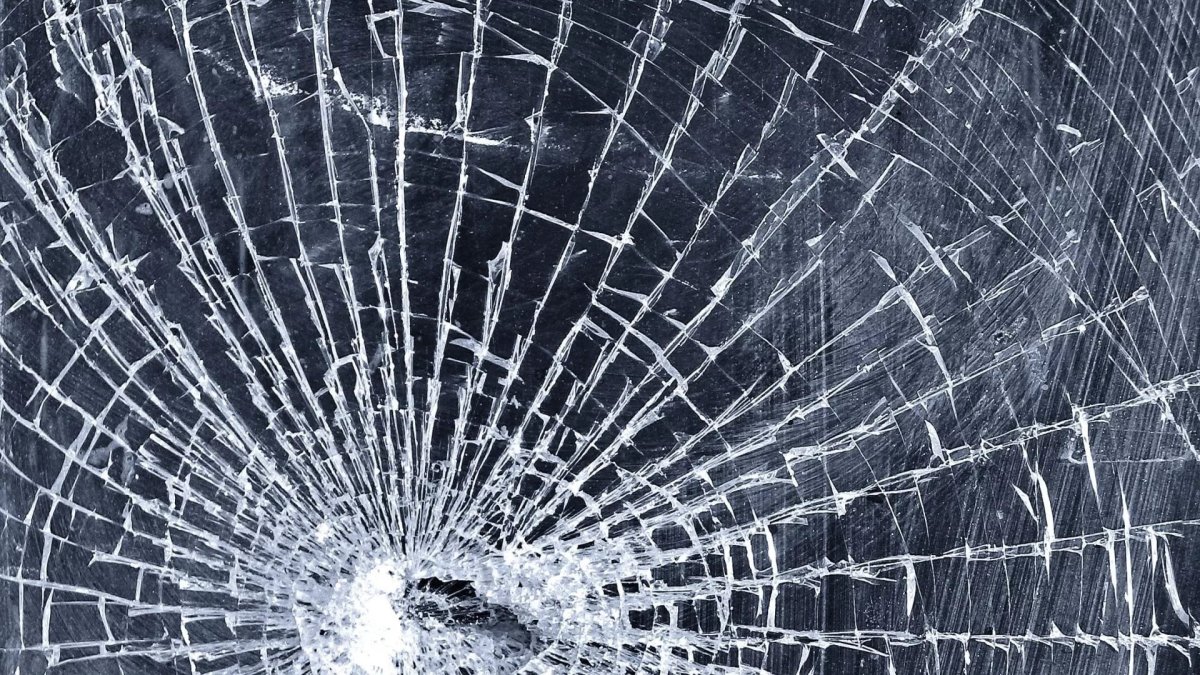 Разбитый экран обои