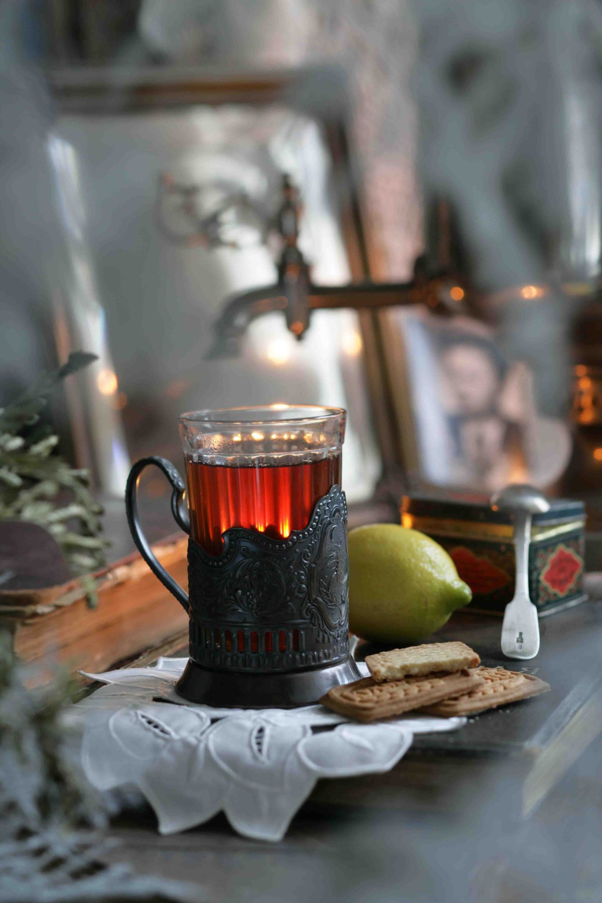 Зимний чай в подстаканнике