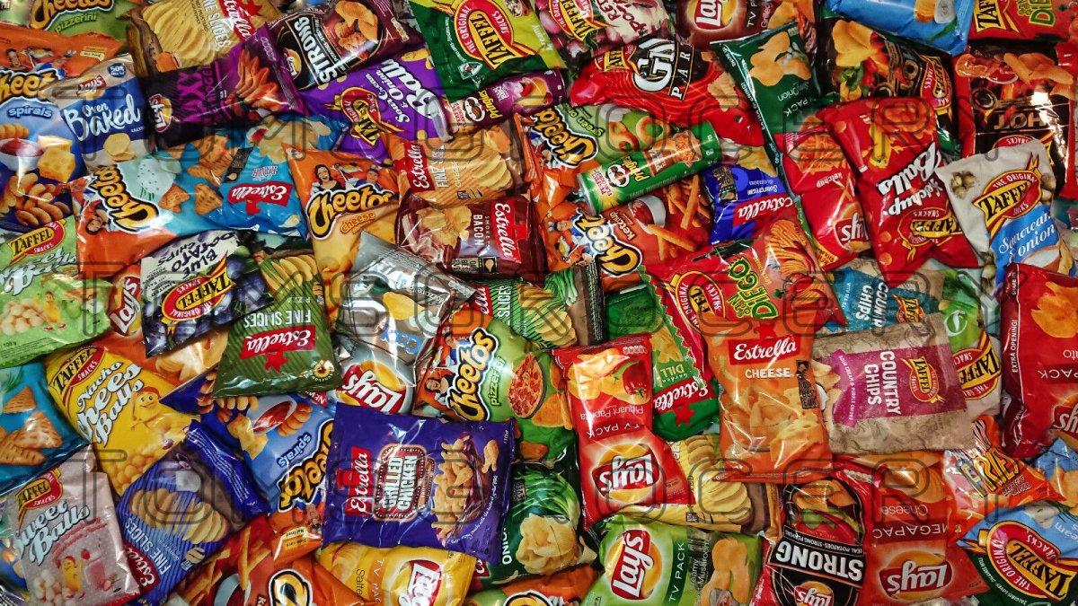 Чипсы в упаковке