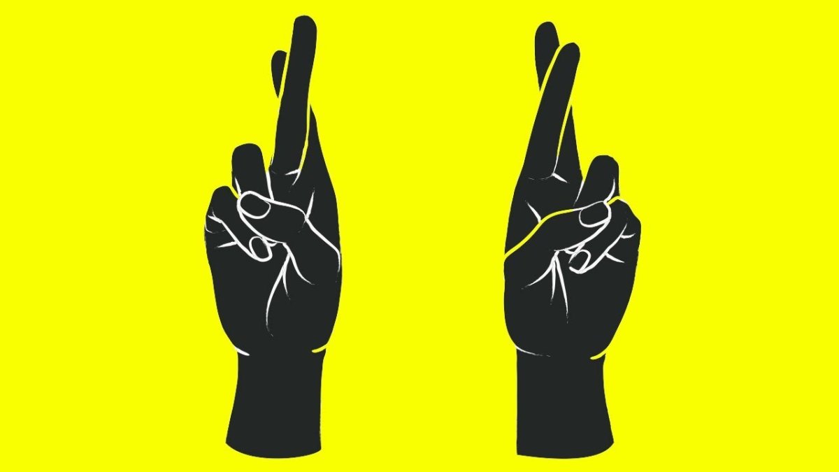 Скрещенные пальцы рук