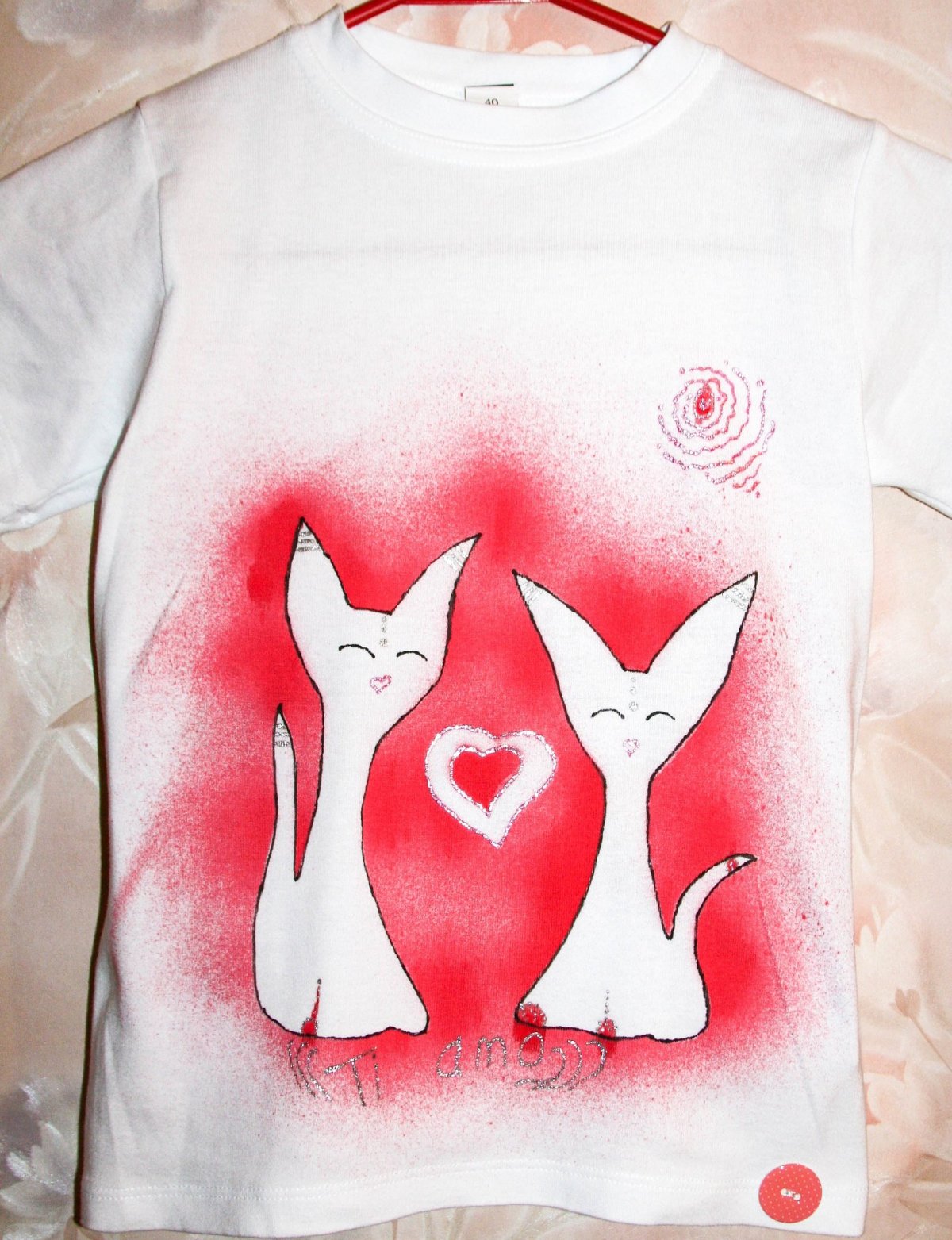 Рисование по ткани акриловыми красками