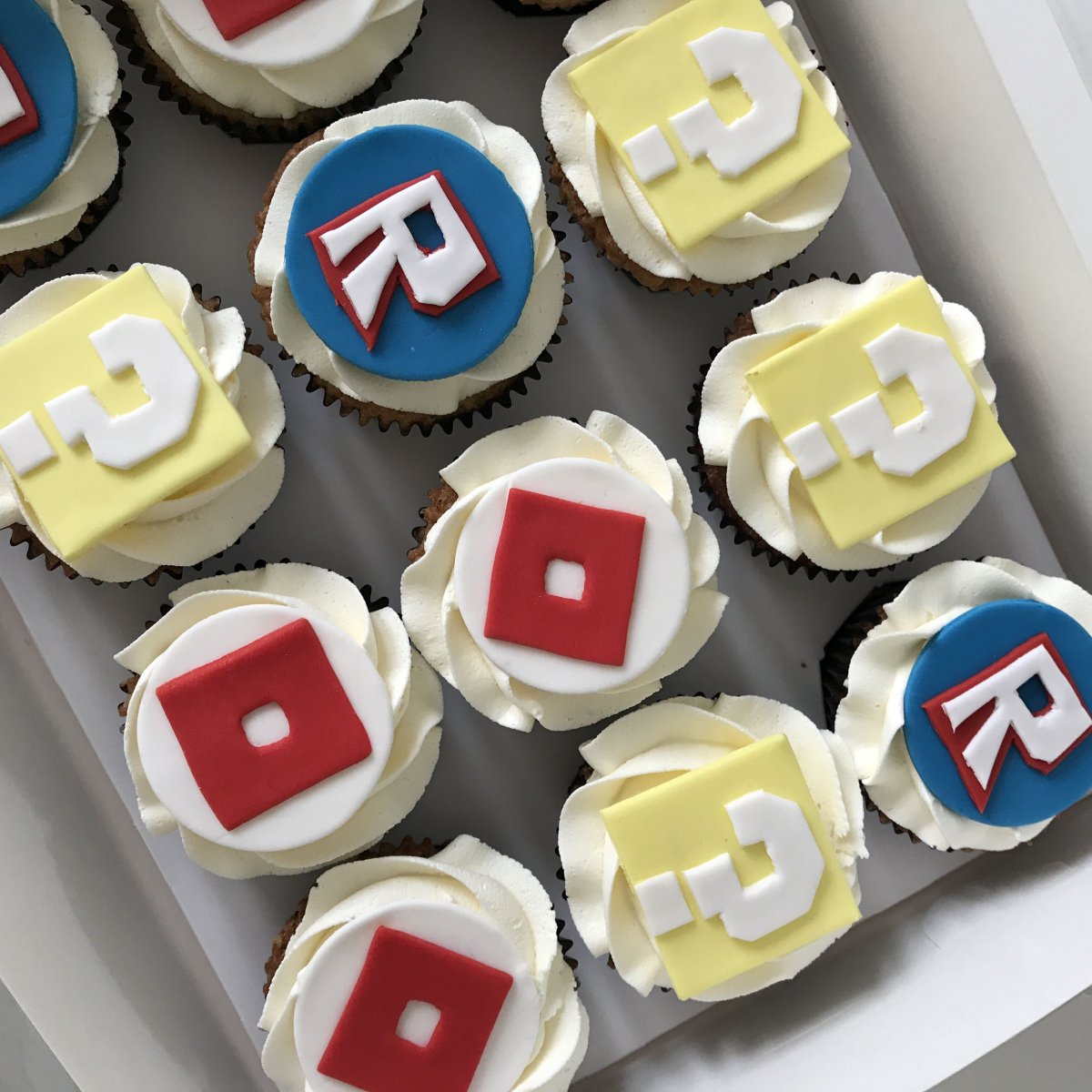 Капкейки РОБЛОКС на день рождения мальчику