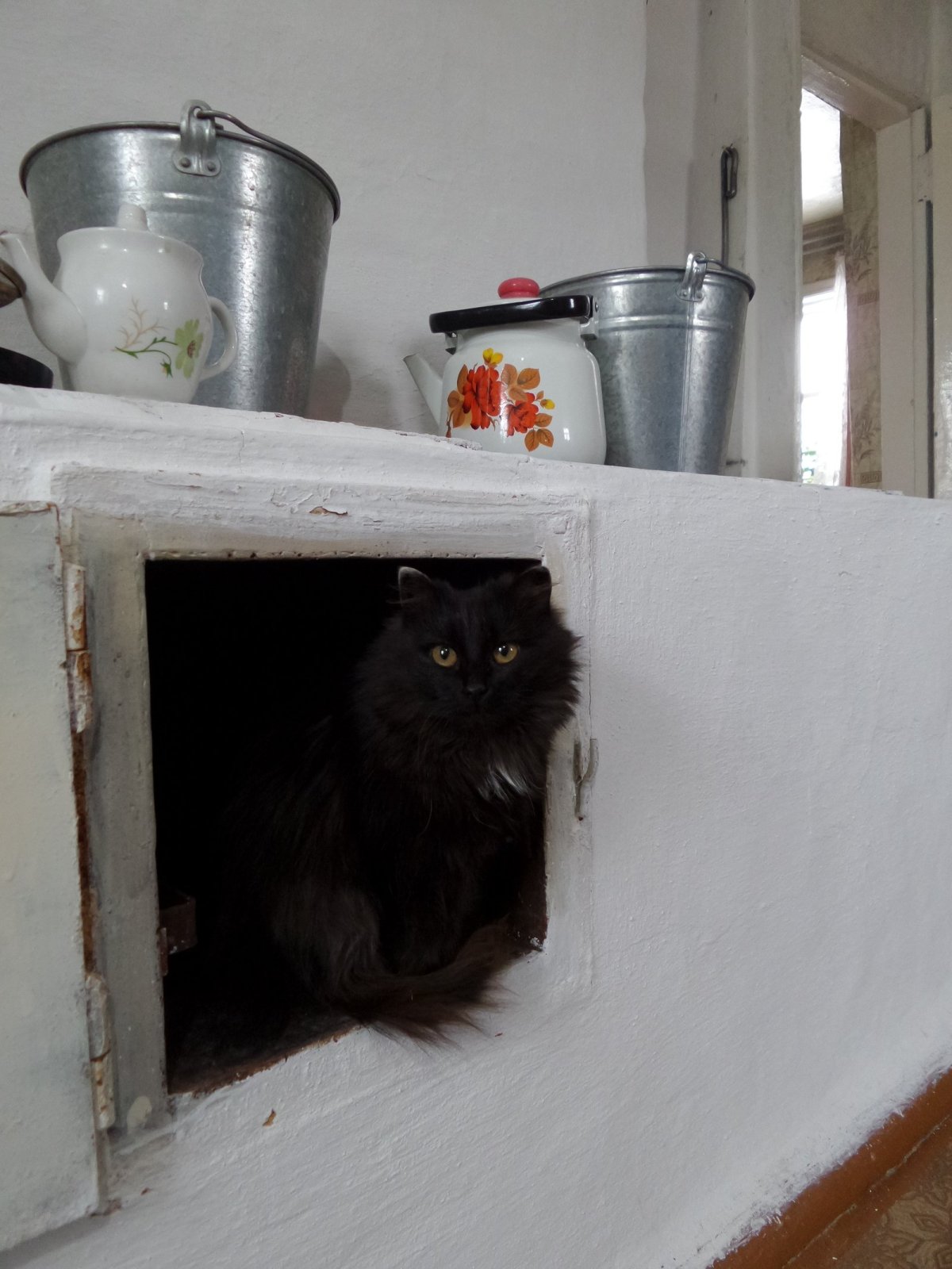 Печка с кошкой