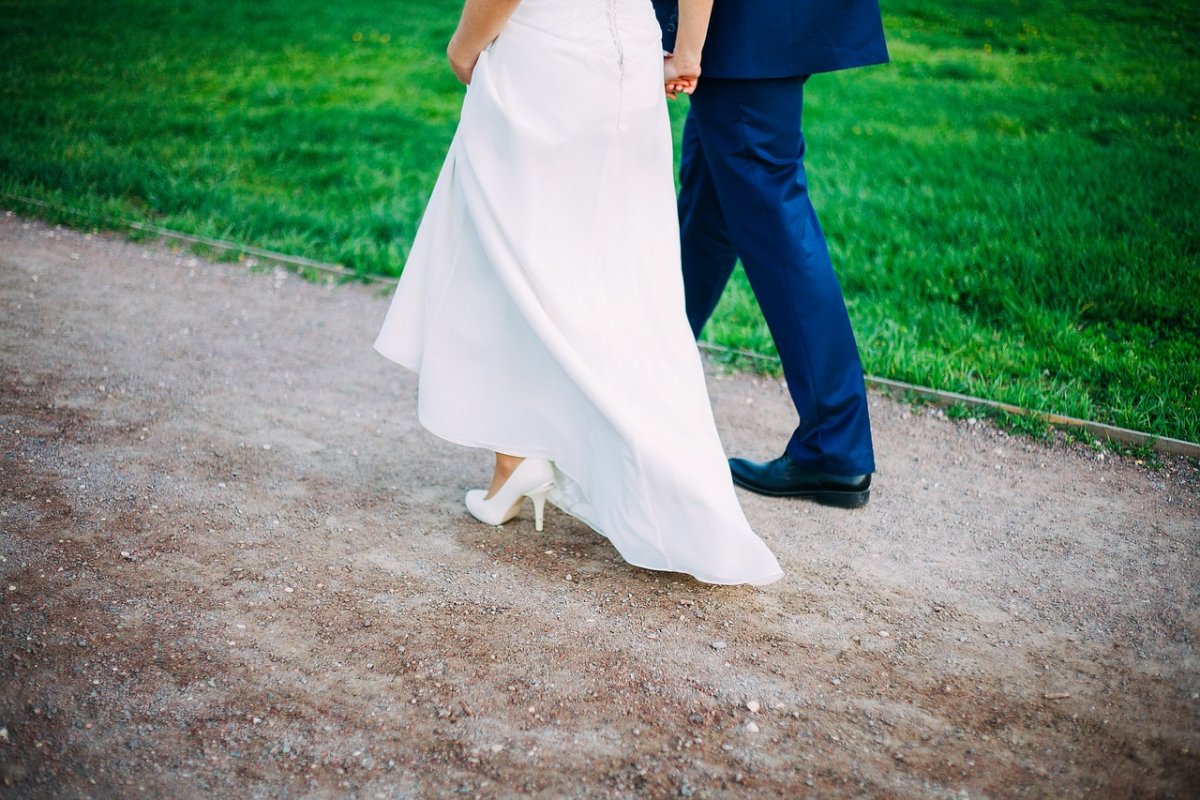 Свадебные муж и жена