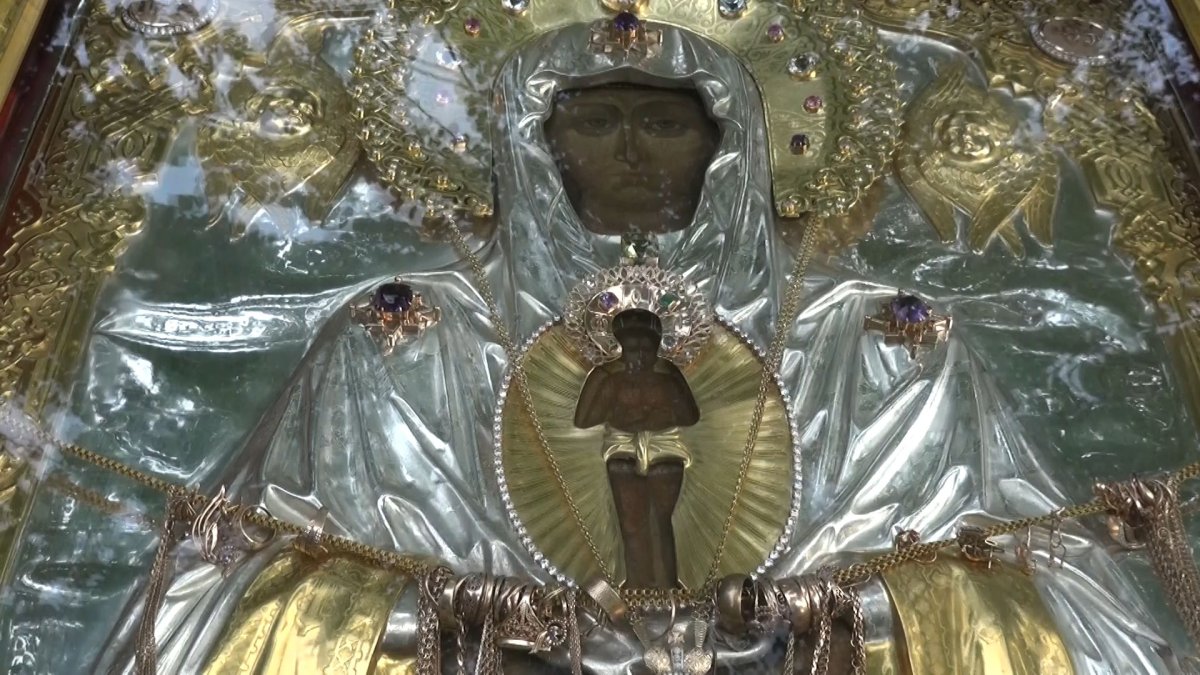 Икона Божией матери: «слово плоть бысть» Албазинская (1666).