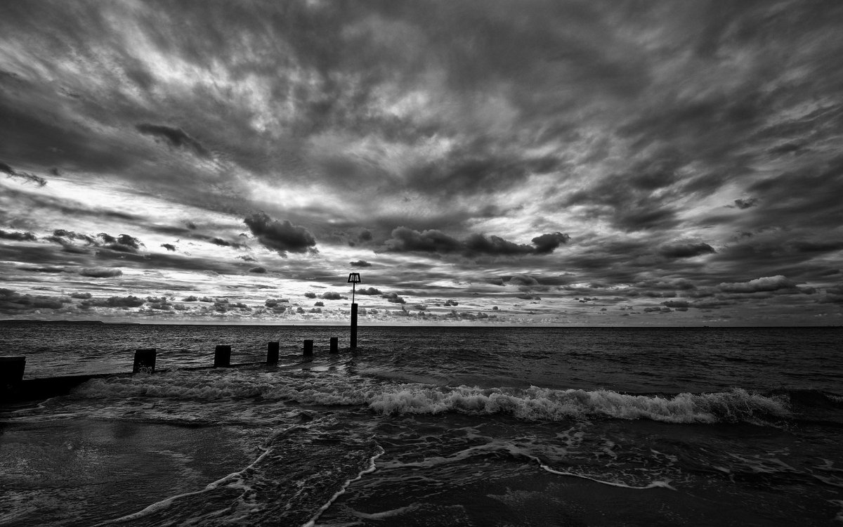 Черно белый Горизонт