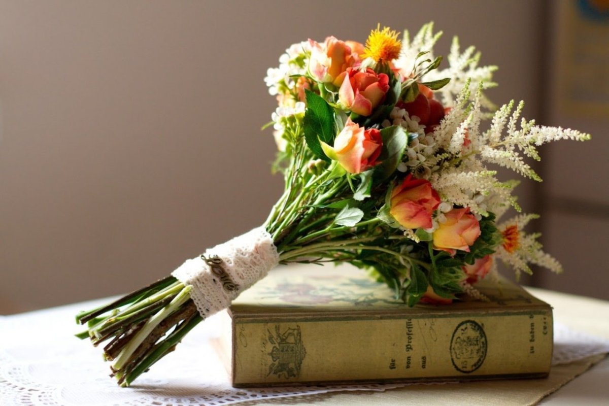 Цветы учителю