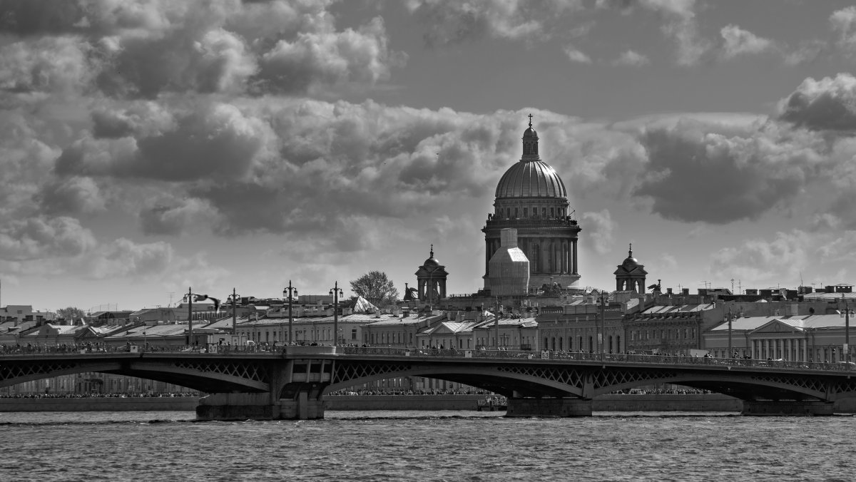 Санкт Петербург черно белый