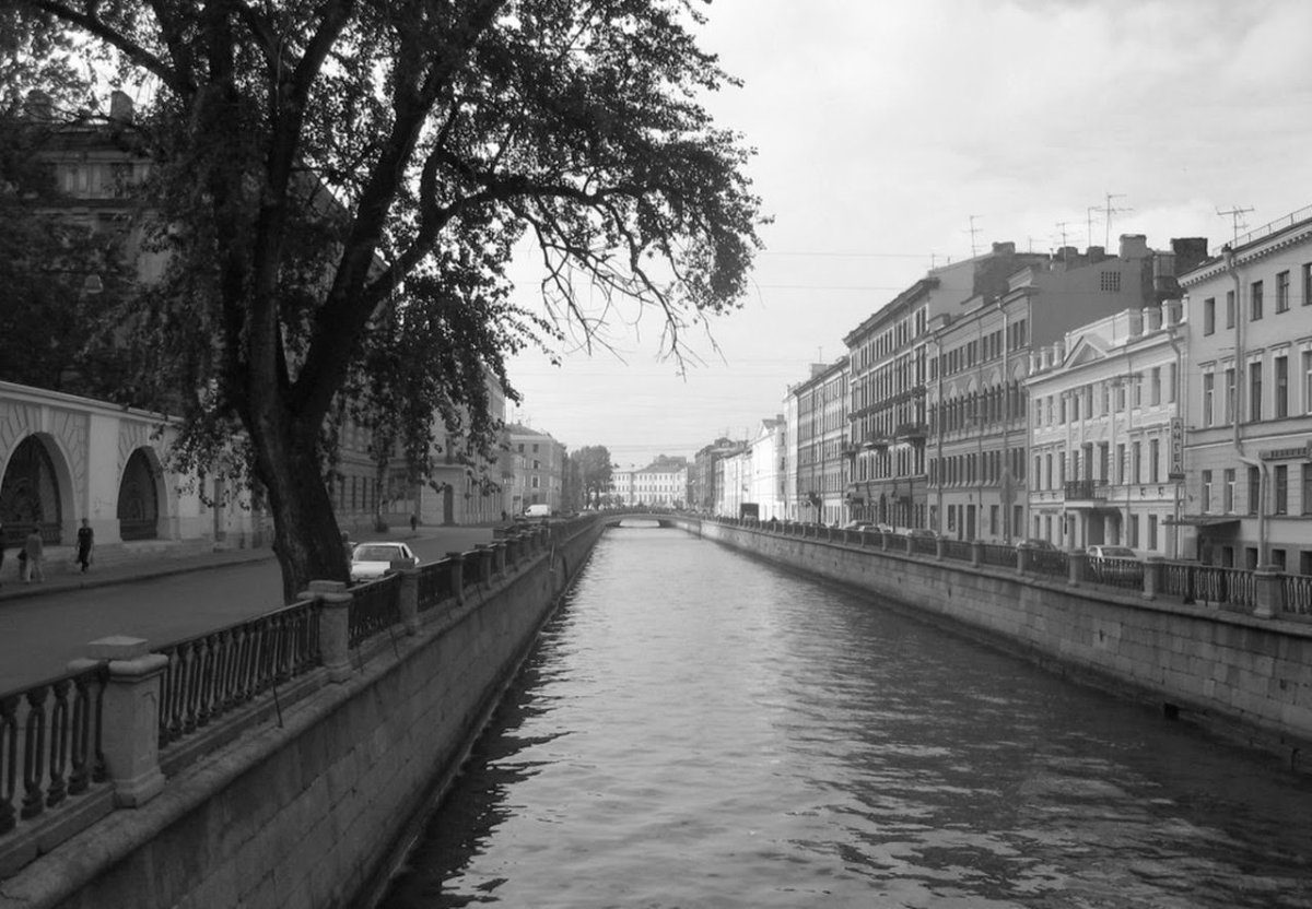 Весенний Петербург ч/б