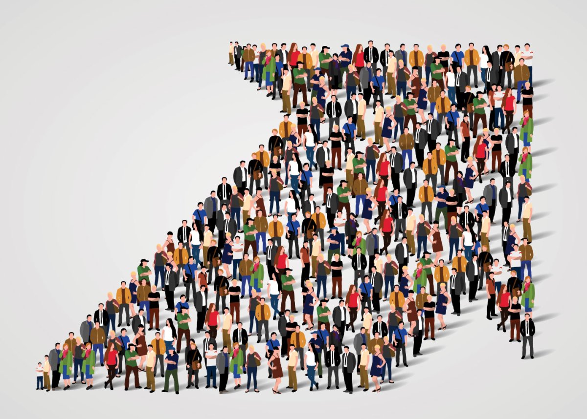 Москва много людей