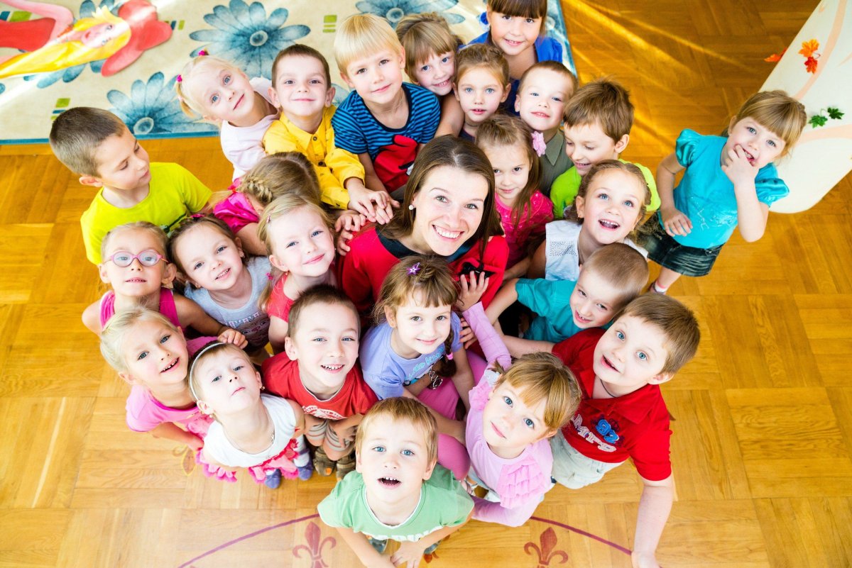 Группа детей