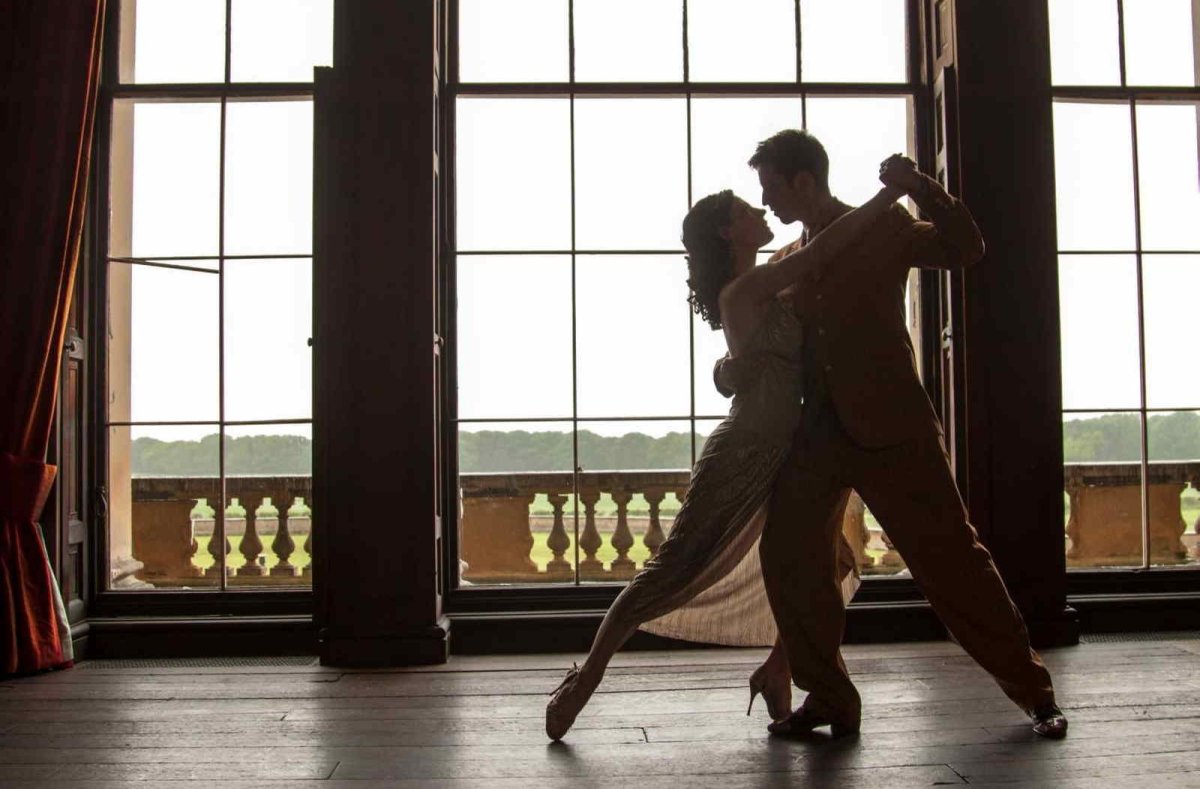 Танцы в паре