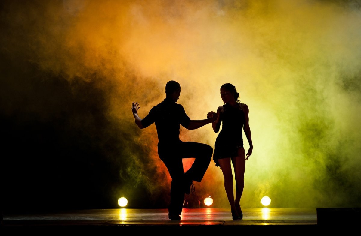 Танец мужчины и женщины