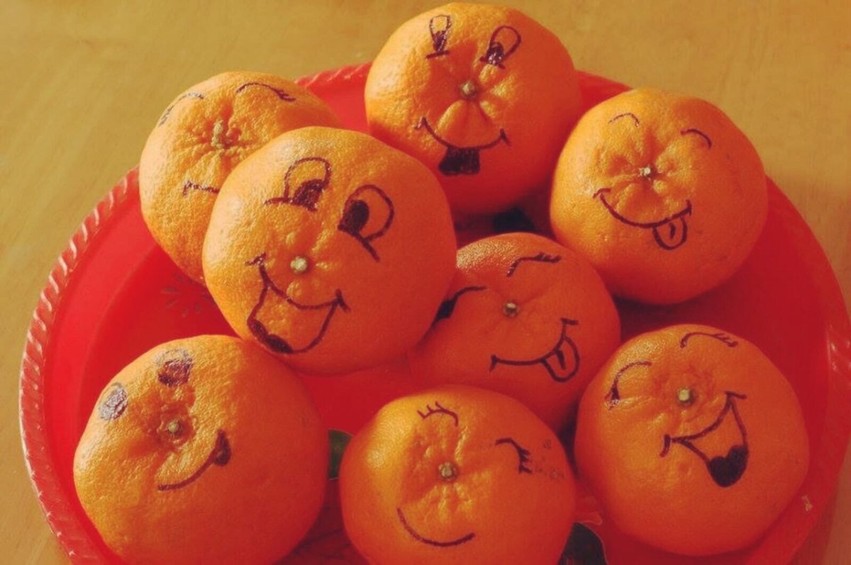 Прикольный мандарин