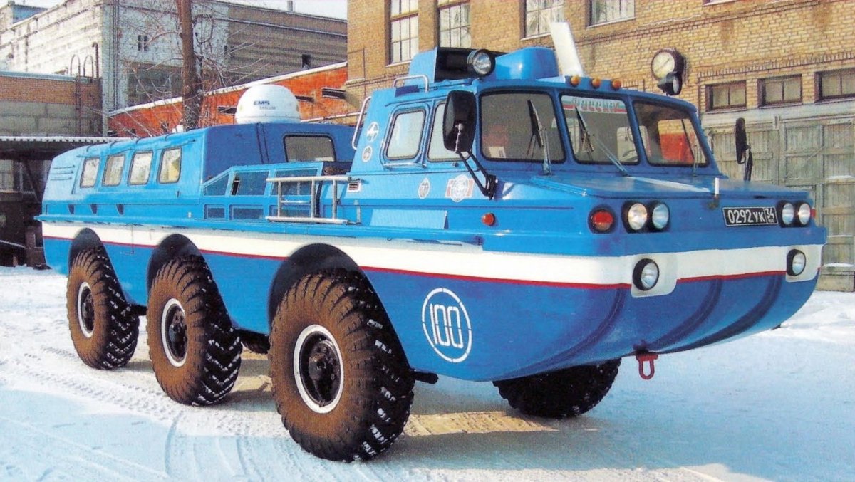 Милицейская машина мультяшная