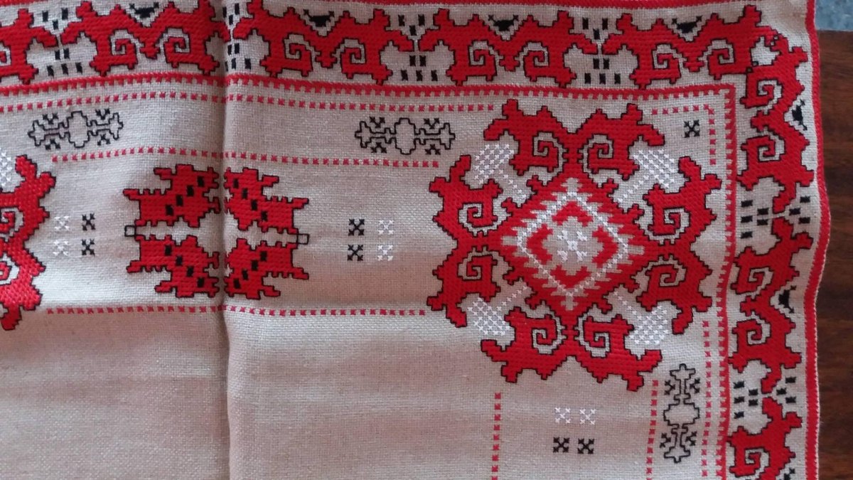 Чувашский узор "Древо рода, жизни, мудрости"