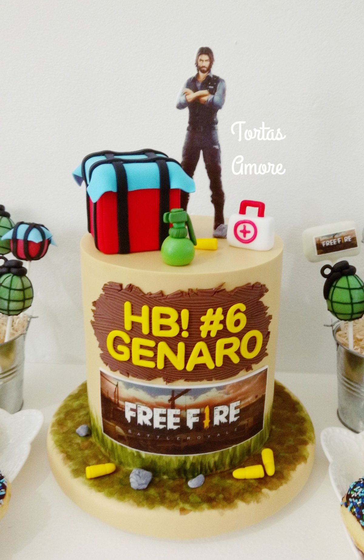 Торт free Fire