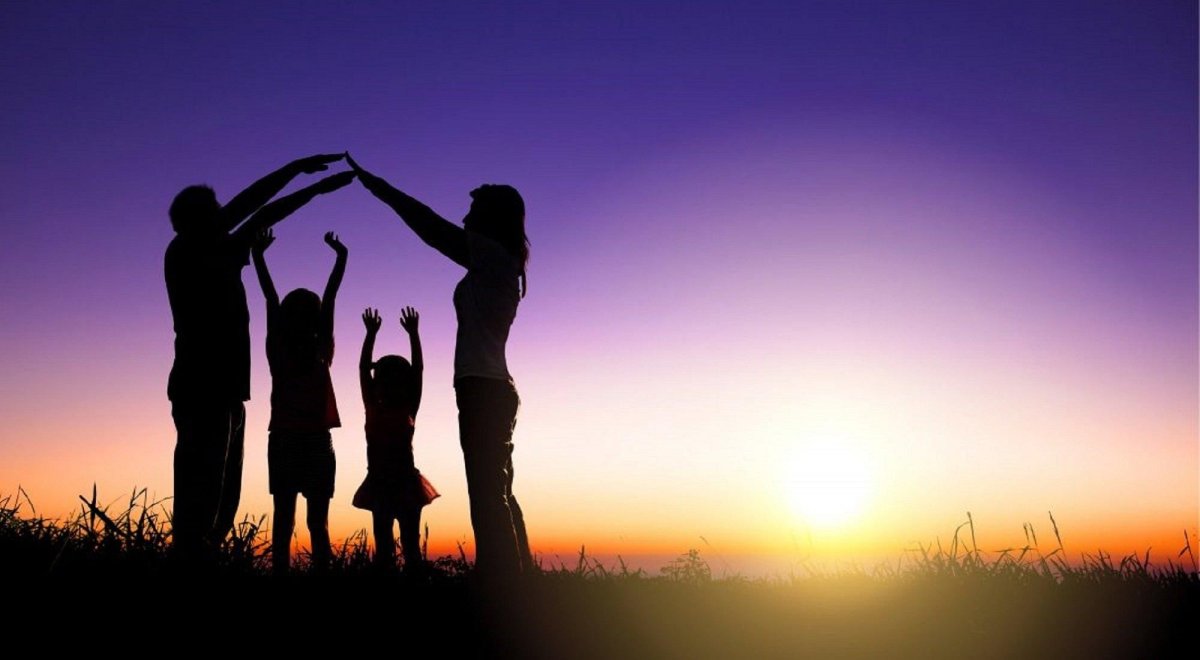 Счастливая семья