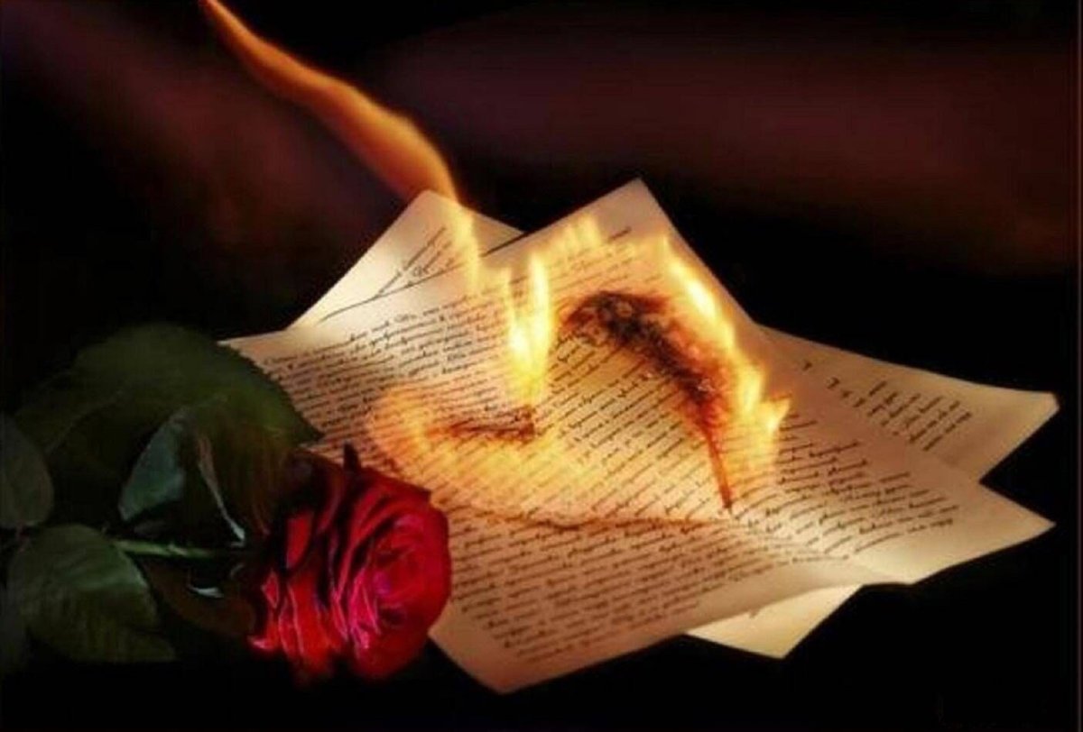 Свеча и перо