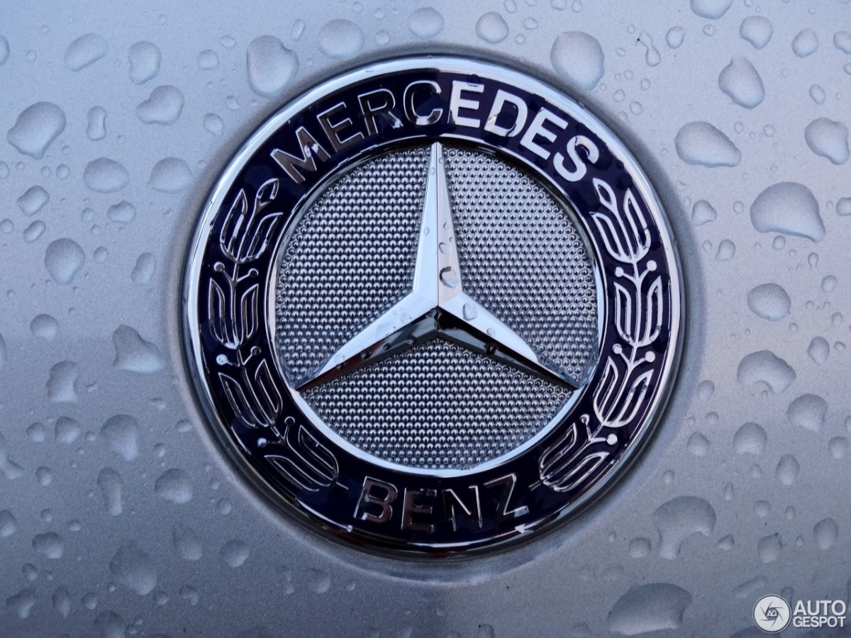 Mercedes-Benz значок