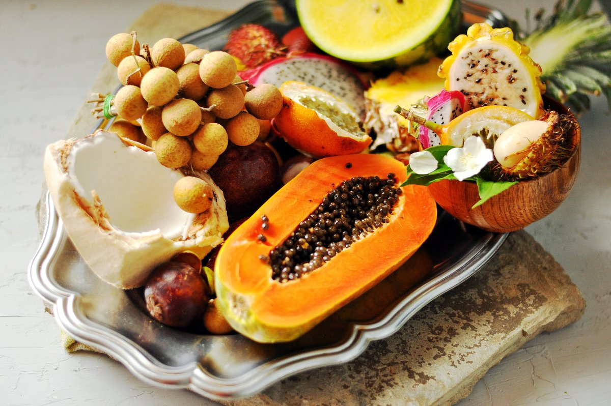 Манго папайя маракуйя